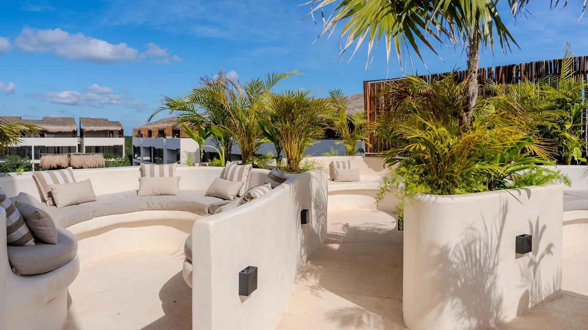 Luxury Jungle Condos By Casago Apartment